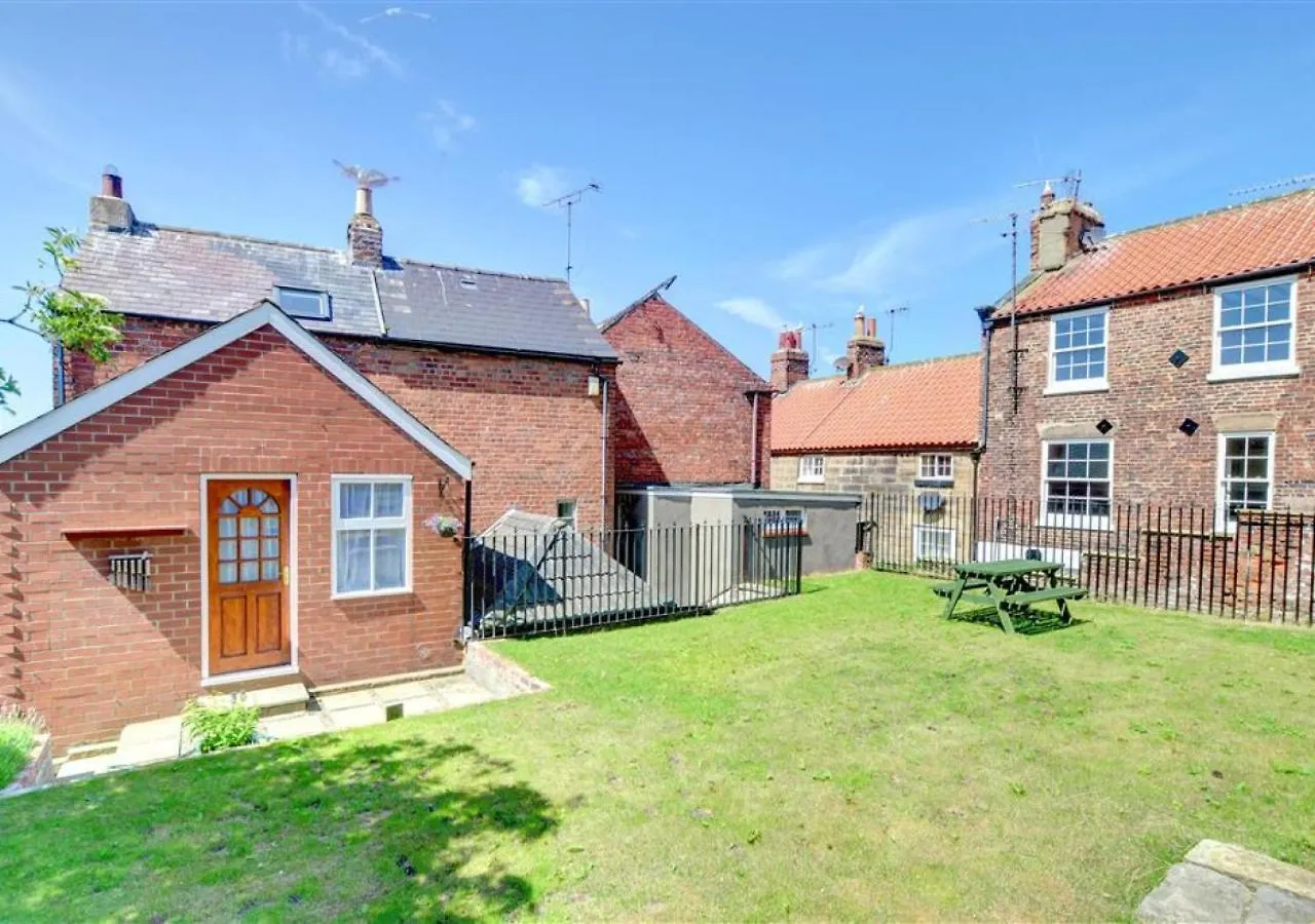 Vila The Secret Garden Whitby